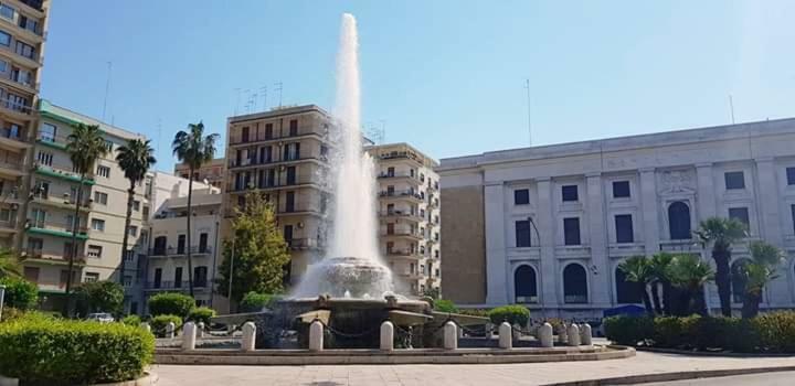 Hotel Al Molo Sant'Eligio Taranto Exterior foto