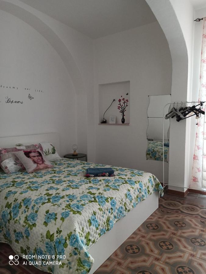 Hotel Al Molo Sant'Eligio Taranto Exterior foto